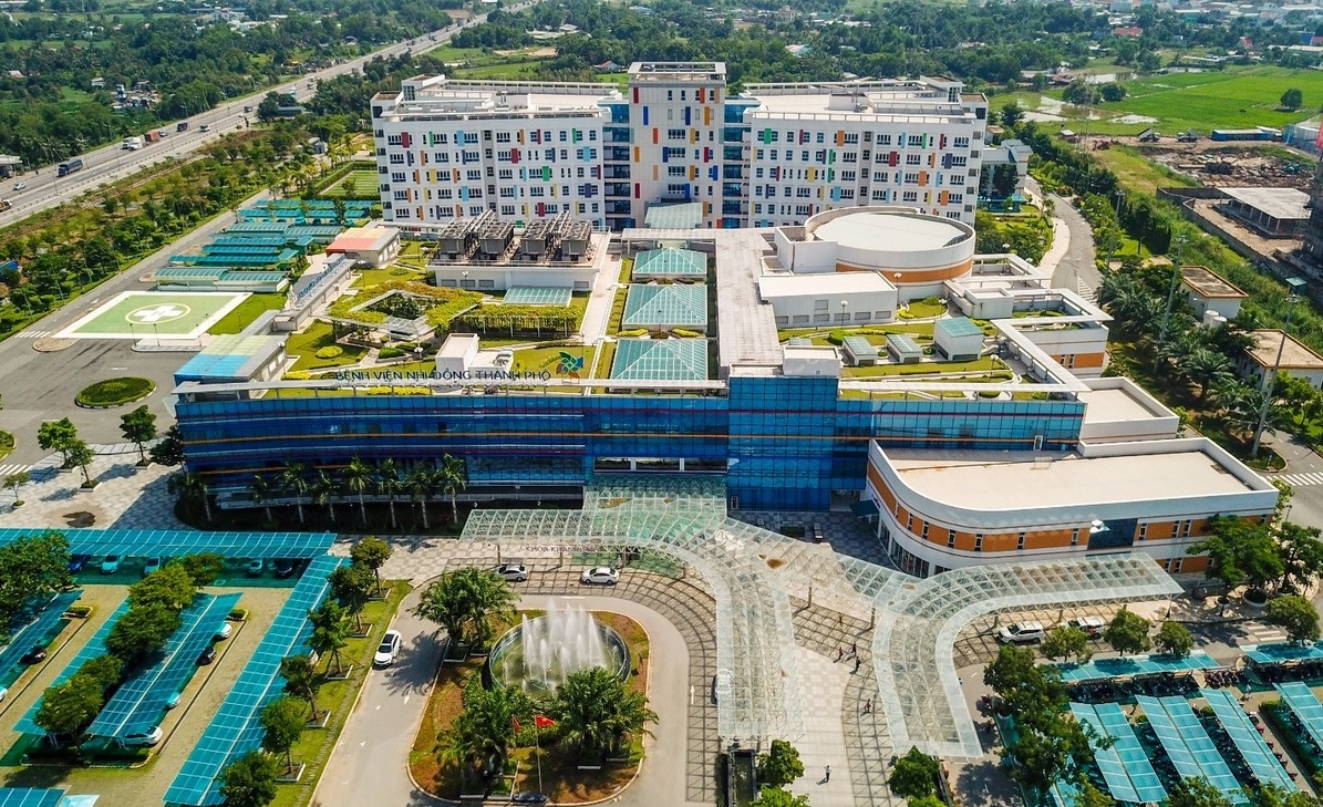 Giá tăng cao khiến các thương vụ mua bán BĐS giảm mạnh